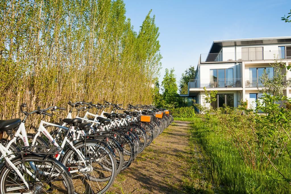 Schlossgut Groß Schwansee Exterior foto The campus of the University of Hohenheim